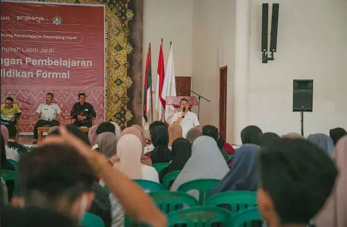 Kuliah Umum “Program Kartu Prakerja: Peluang Belajar Pasca Pendidikan Formal bagi Masyarakat” di Universitas Cordova